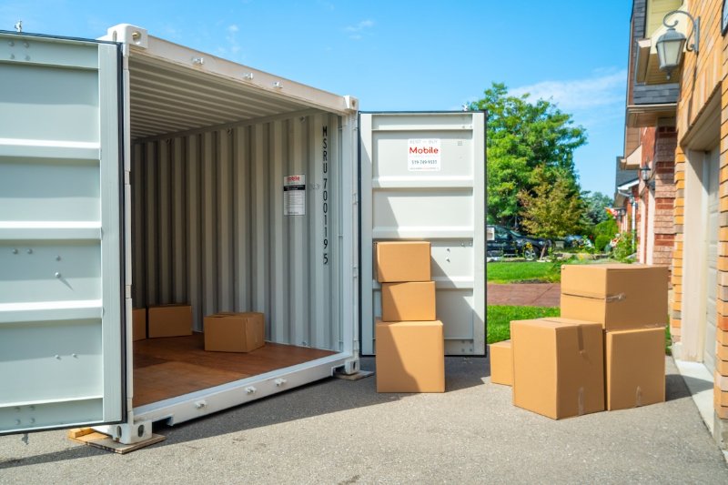 Storage Units at Mobile Storage Rentals - Stratford - Pick up and Delivery to your Front Door
